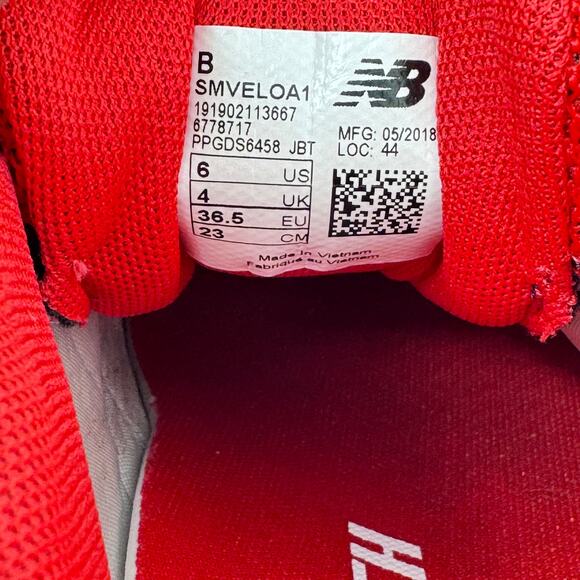 New Balance Fast Pitch Softball Metal Cleats Womens Size 6B Red Navy SMVELOA1 - Picture 7 of 7